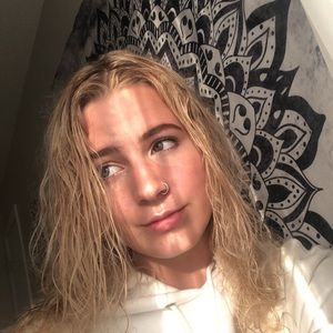 Meet your Posher, Gwynne